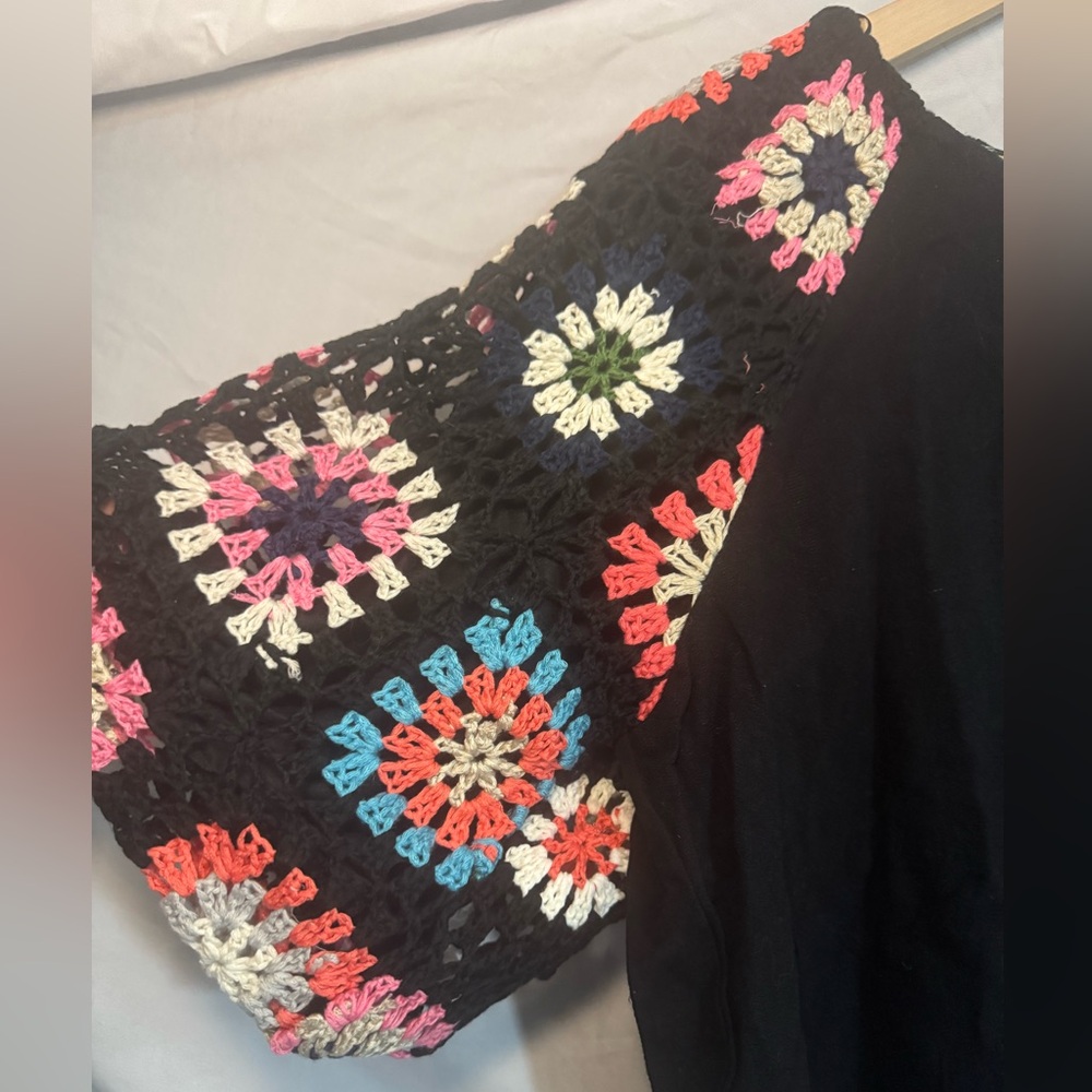 Umgee Black Top with Colorful Crochet Sleeves - Picture 3 of 6